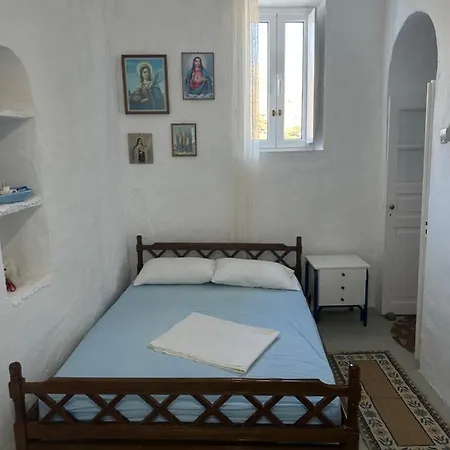 Cycladic House With Amazing View In Potamia Village